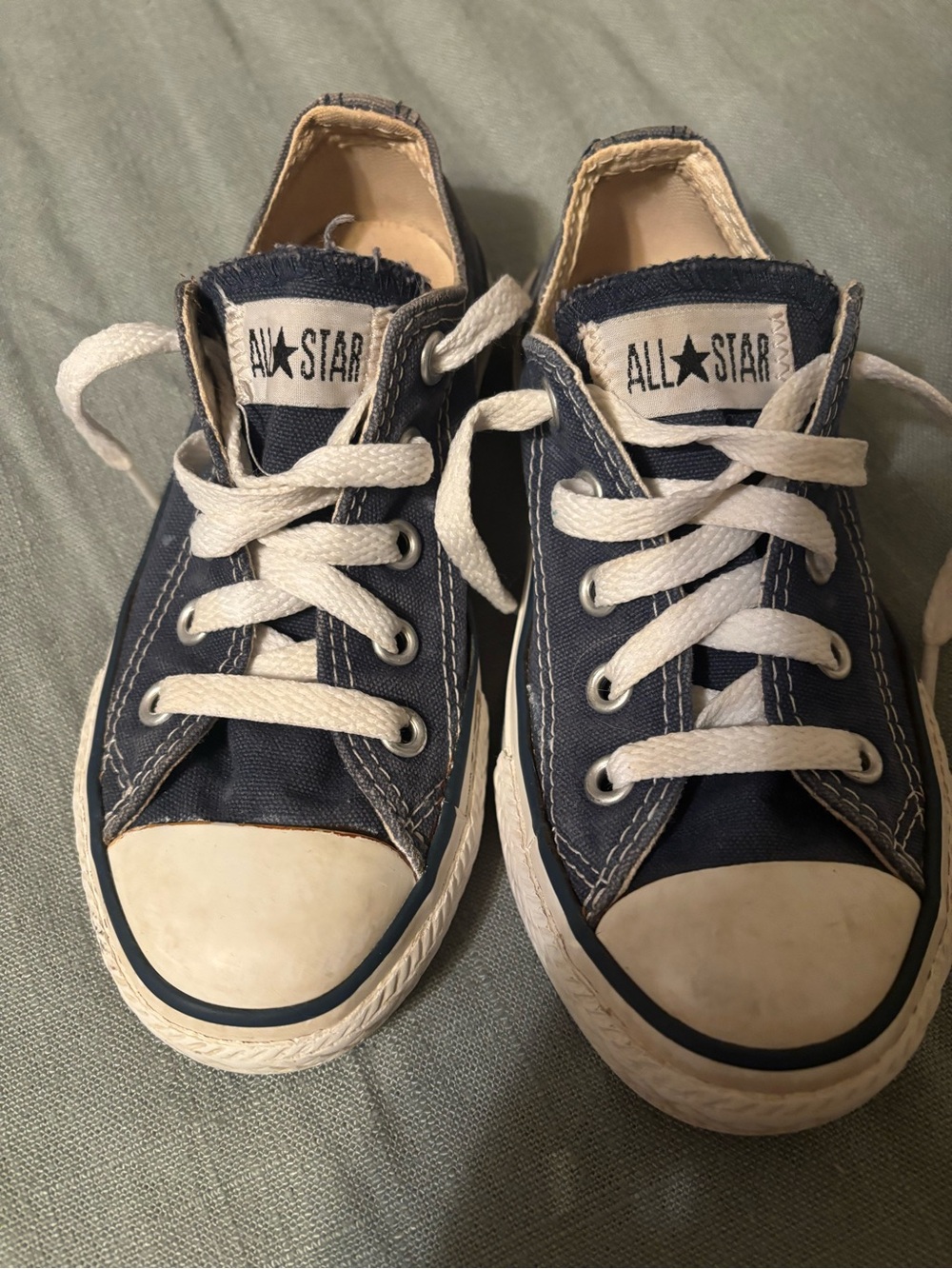 Converse All Star Kids Low Top Sneakers - Navy Blue vintage size 10.5 youth